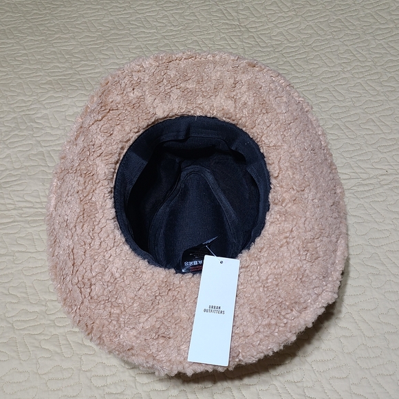 Urban Outfitters Sherpa Fedora Hat - Picture 6 of 9